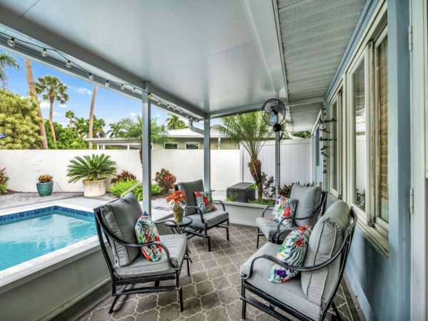 Lido Key Vacation House with Pool Near St. Armands Circle